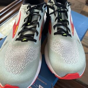 Brooks Men’s Launch 9 Neutral Running Shoe - Blue Surf/Black/Cherry Tomato -12.5